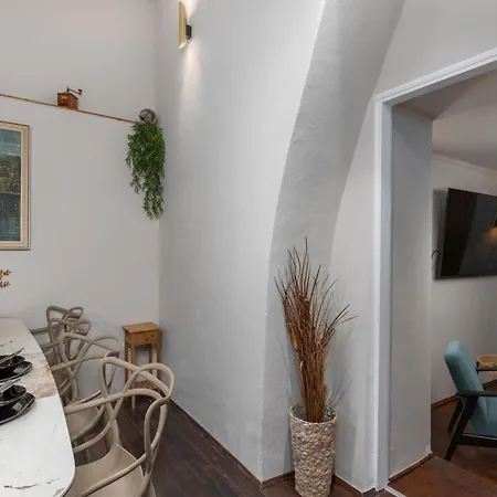 Holiday home In Grmani With Kitchen