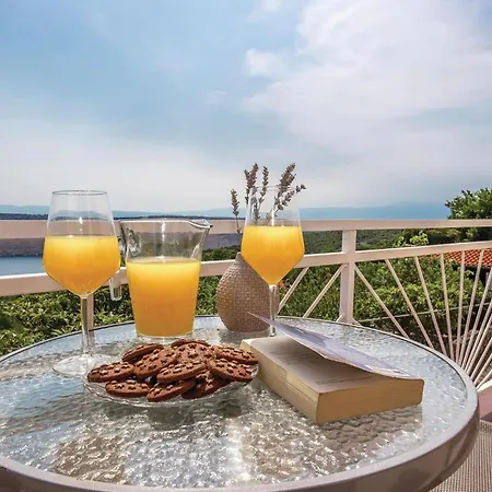 In With Kitchen Semesterbostad *