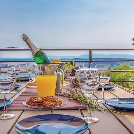 Semesterbostad In With Kitchen *