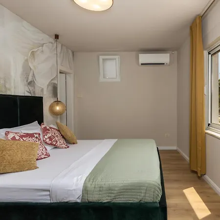 In With Kitchen Semesterbostad